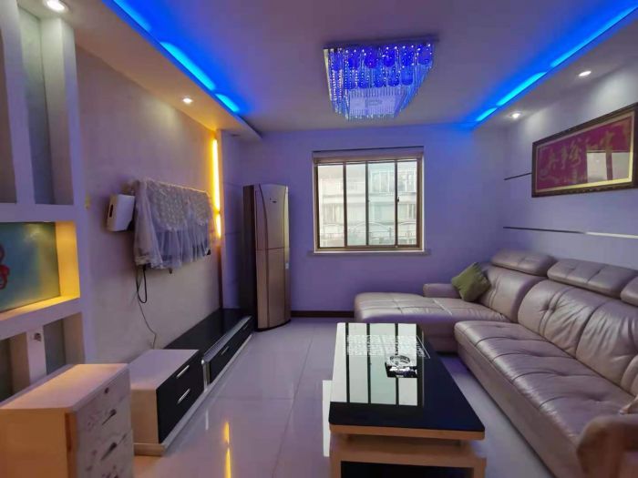 天都花苑 6室2厅2卫 225m&sup2;