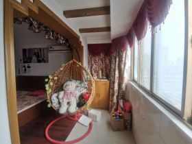 天都花苑 3室2厅1卫 103m&sup2;