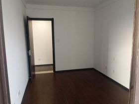 云樾东方 3室2厅2卫 124m&sup2;