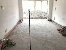 外滩小区 5室3厅2卫 222m²