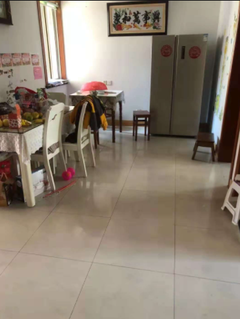 新开中苑 3室2厅1卫 92.00m&sup2;