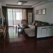 春晖花园 3室2厅1卫 136m&sup2;