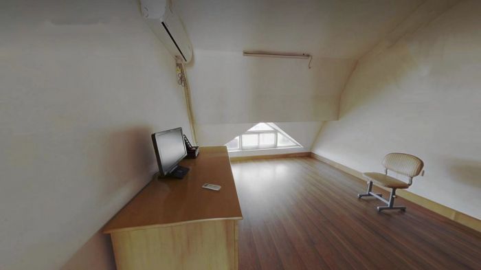 阳光花园 4室3厅2卫 161.05m&sup2;