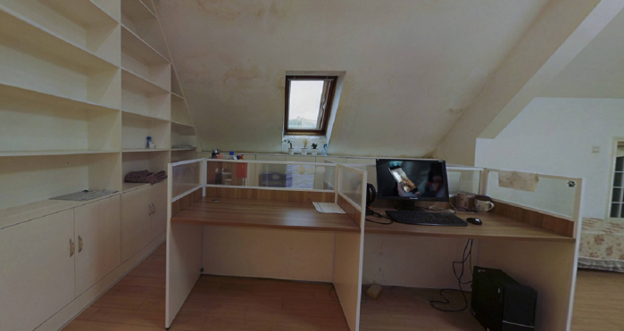 怡安花苑 4室2厅2卫 204m&sup2;