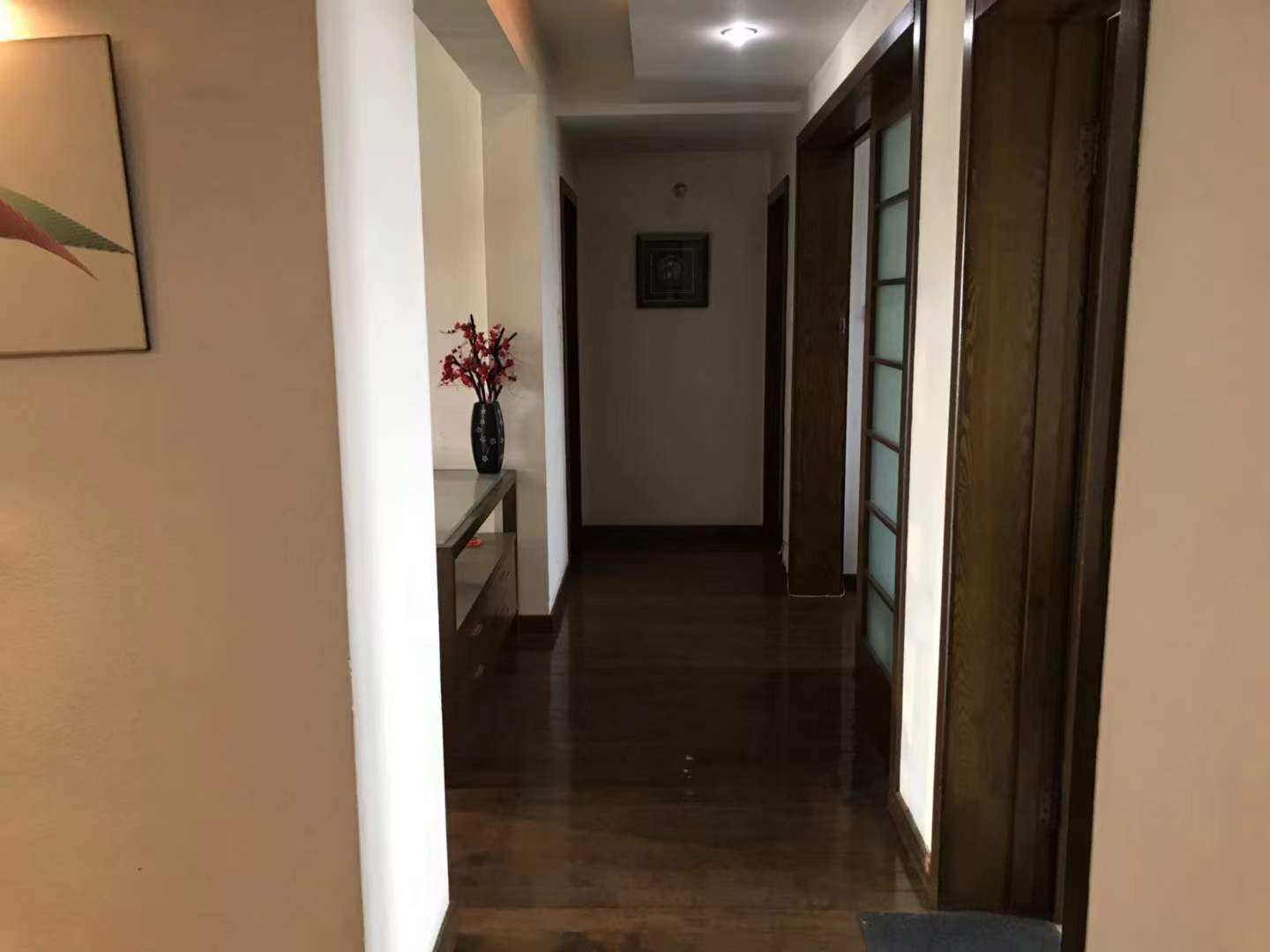 都市华城 4室2厅3卫 210m&sup2;