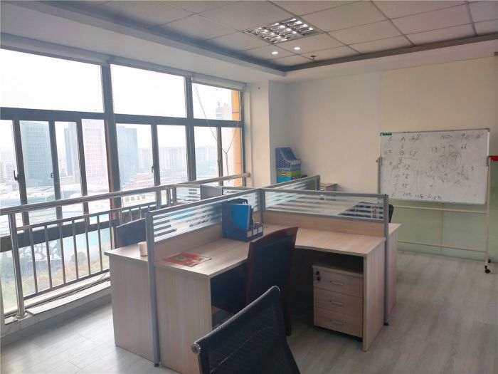 美丽华红木大世界 室1厅1卫 103m&sup2;