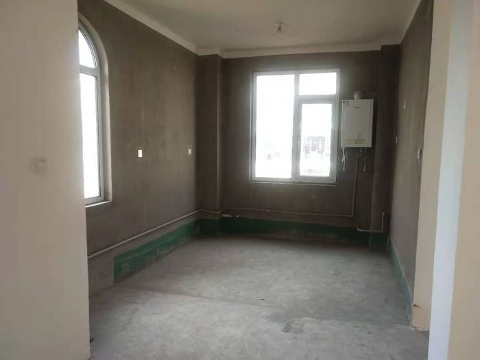 军山花园 4室2厅4卫 255.00m&sup2;