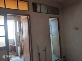 易家桥新村 3室1厅1卫 80.00m&sup2;