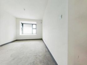 绿地新里城 3室1厅1卫 105m&sup2;