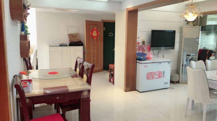 天虹公寓 3室2厅2卫 154.16m&sup2;