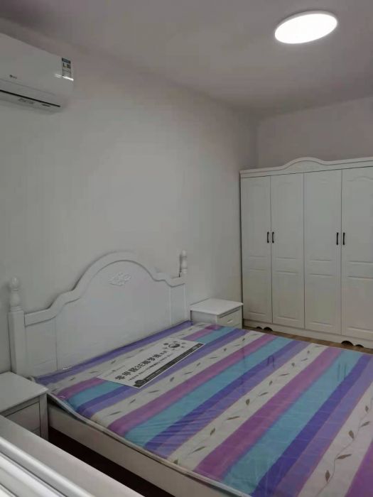 外滩花苑 3室1厅1卫 115m&sup2;