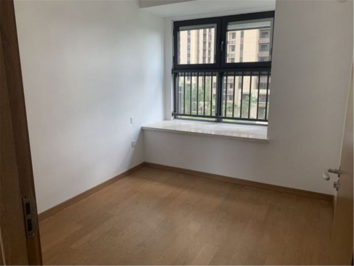 绿地新里城 3室2厅1卫 95.00m&sup2;