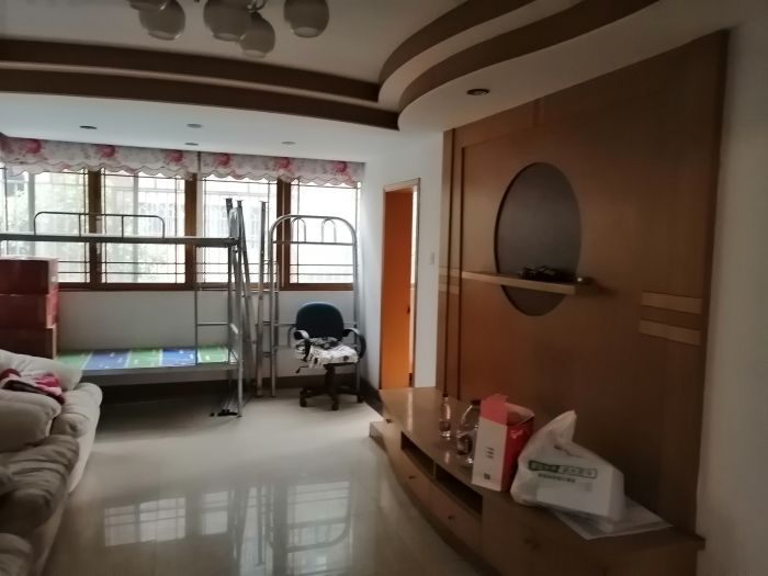 小石桥花苑 3室2厅1卫 110m&sup2;