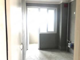 白龙花苑 2室1厅1卫 97m&sup2;