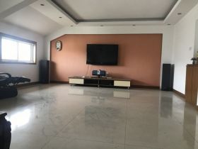 亚太苑 3室2厅2卫 136.00m&sup2;