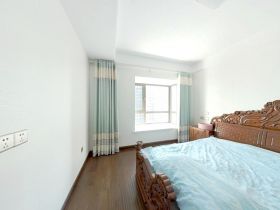 华强城 3室2厅2卫 129m&sup2;