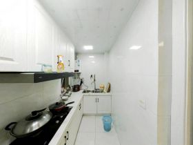 中海碧林湾 3室2厅1卫 96m&sup2;