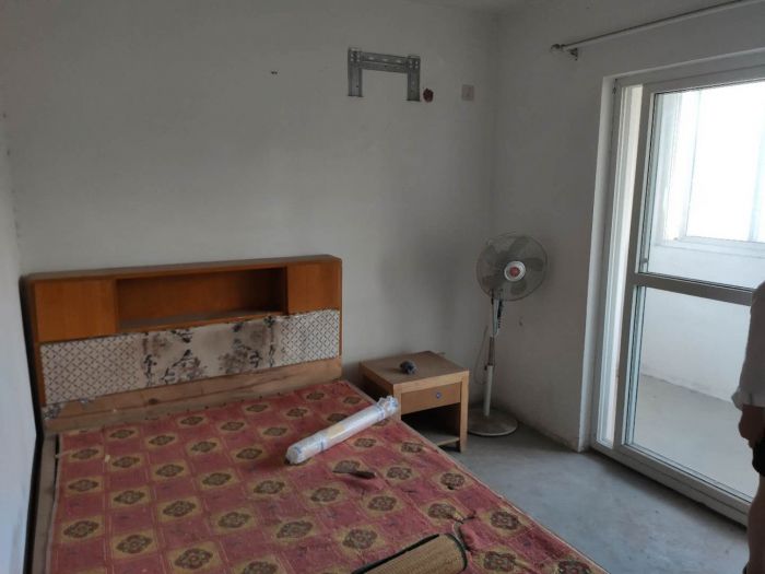 天山花苑 2室1厅1卫 56m&sup2;