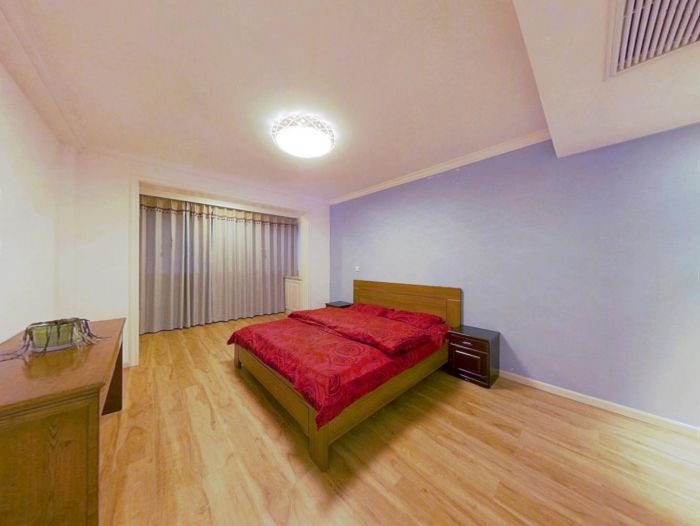 金鑫苑 4室2厅2卫 195m&sup2;