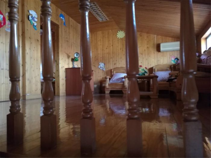 银花苑 4室2厅1卫 131m&sup2;