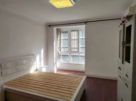 春晖花园 3室2厅1卫 136m&sup2;
