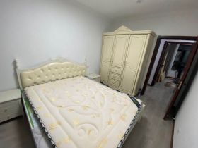 世茂新界 3室2厅1卫 92m&sup2;