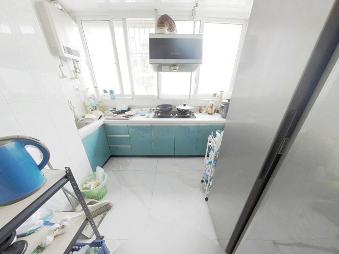 外滩小区 3室2厅1卫 97m&sup2;