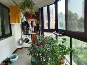 绿地新都会 3室2厅2卫 138.11m&sup2;