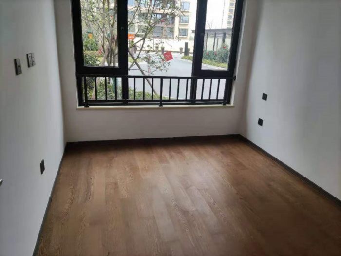 春风南岸西园 3室2厅2卫 122m&sup2;