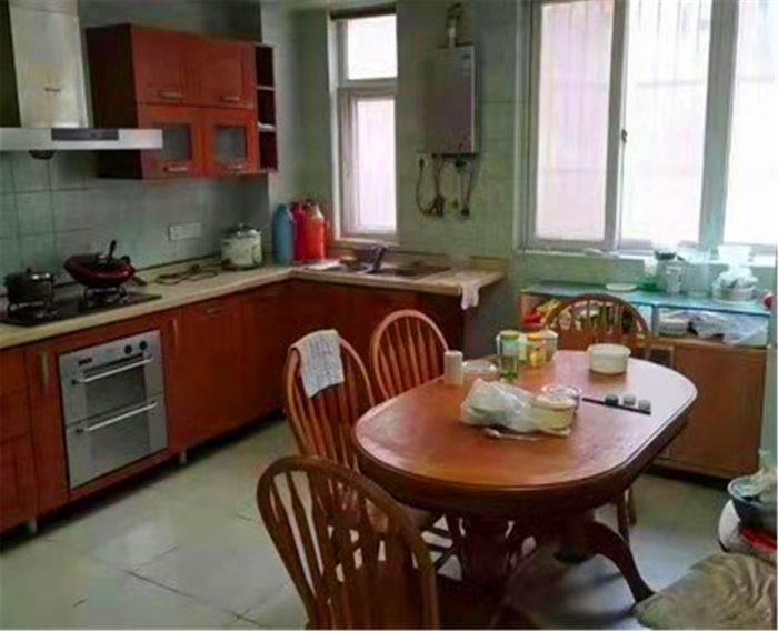 健康公寓 3室2厅2卫 140m&sup2;