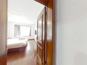 舒凯花苑 3室2厅2卫 148.5m&sup2;