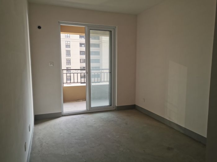 华润悦锦湾 3室2厅2卫 143m&sup2;