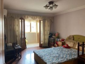 天都花苑 4室2厅2卫 178m&sup2;