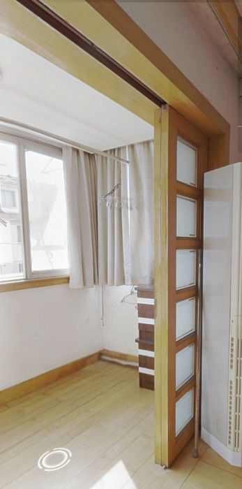 郭里园 4室3厅2卫 150.83m&sup2;
