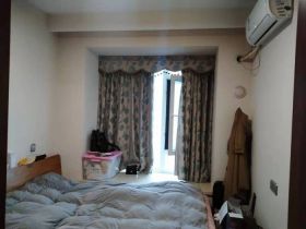 万科濠河传奇 3室2厅2卫 108m²