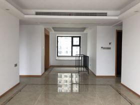 中南熙悦(南通经济技术开发区) 4室2厅2卫 136m&sup2;