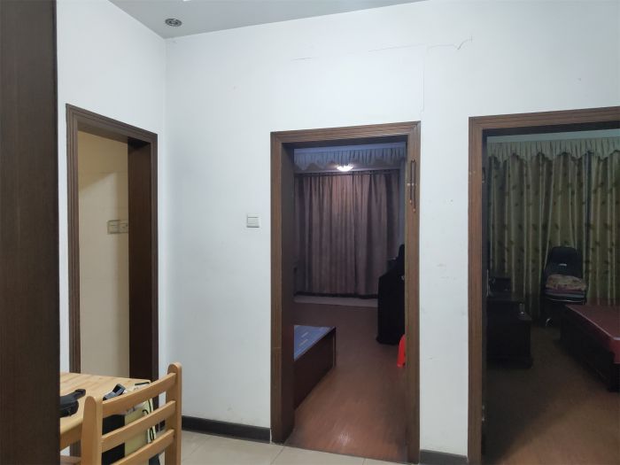 易家桥新村 2室1厅1卫 61.84m&sup2;