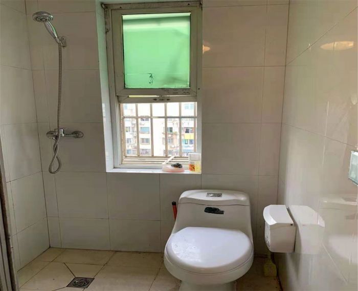光明东村 2室1厅1卫 64m&sup2;