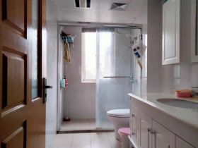 光明东村 4室2厅2卫 143.9m&sup2;