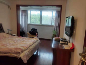紫东花苑 3室2厅1卫 138m&sup2;