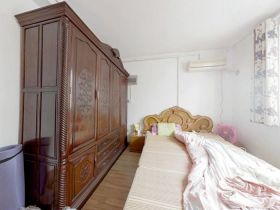怡园北村 4室2厅1卫 126m&sup2;