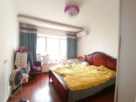 中南世纪花城一期 1室1厅1卫 76.00m&sup2;