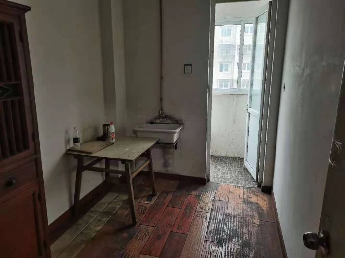 和丰北城锦居 4室1厅1卫 137m&sup2;