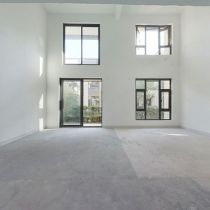 云樾河山 5室3厅2卫 180m&sup2;