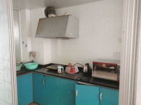 华都商业广场 2室1厅1卫 70m&sup2;