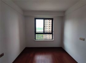 林肯公园 3室2厅2卫 114m&sup2;