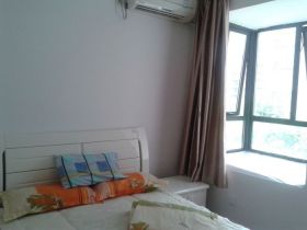 中港城 3室2厅1卫 89m&sup2;