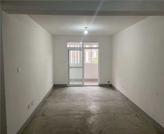 新港花苑 2室2厅1卫 104m&sup2;