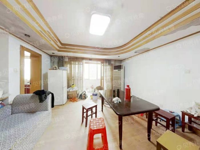 虹桥北村 4室2厅2卫 176m&sup2;