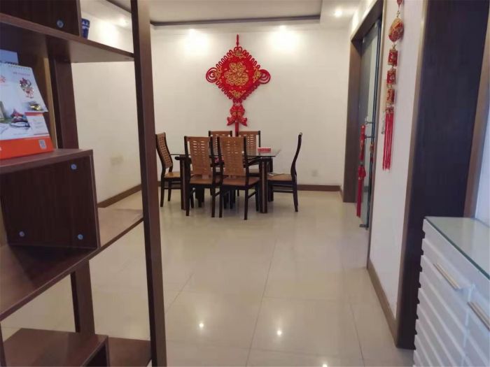 紫东花苑 3室2厅2卫 126.00m&sup2;